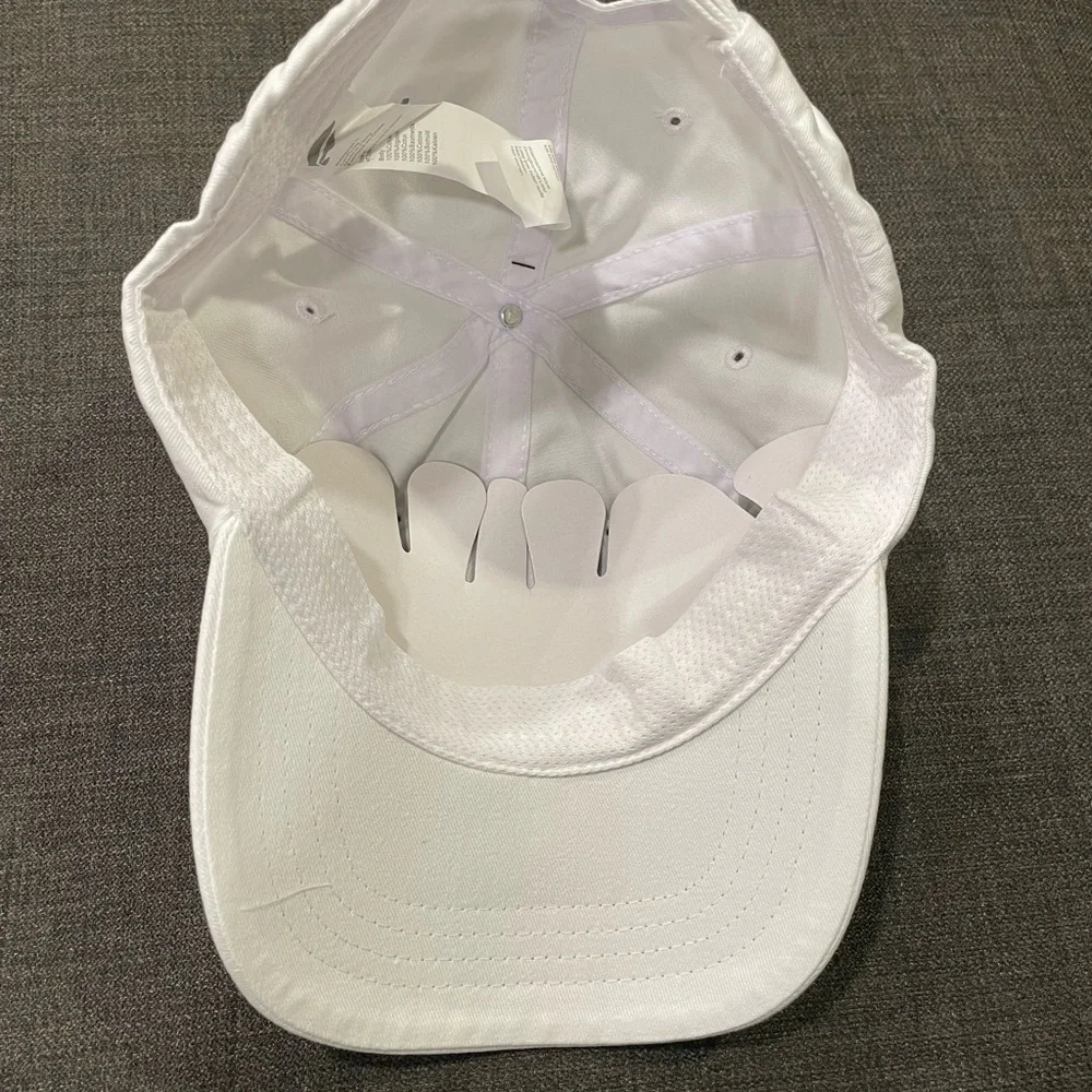 Fabletics Cap - Picture 3 of 4